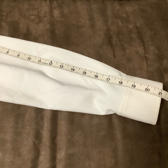 Black Iris  Button-up Top in White  (W334) - Picture 9 of 12